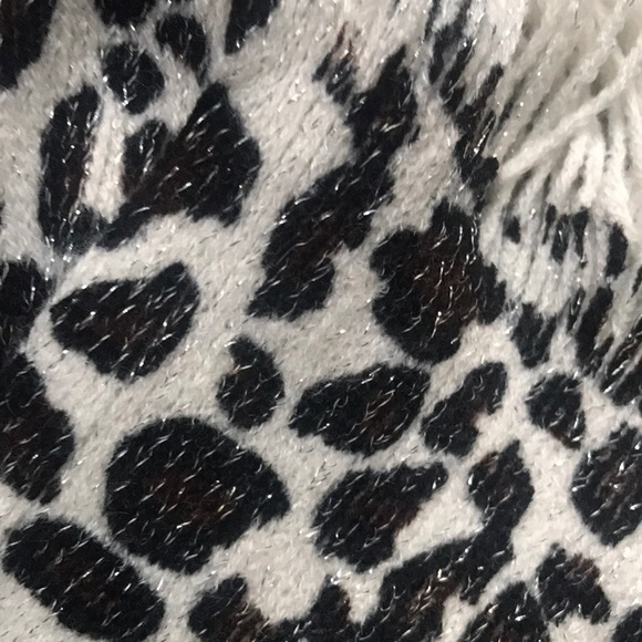 Nwt Ivy London NYC Shimmer Leopard Scarf - Picture 2 of 5